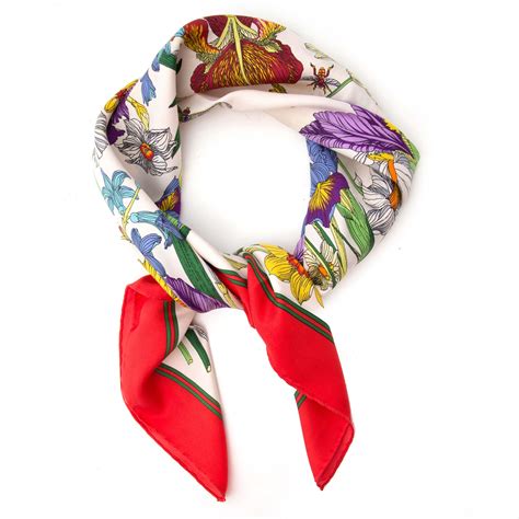 rodolfo gucci scarf design|gucci flora pattern.